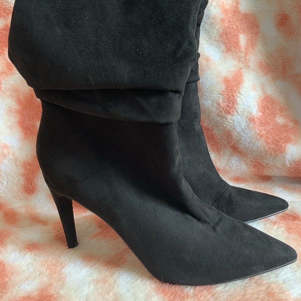 NWT Express slouch booties